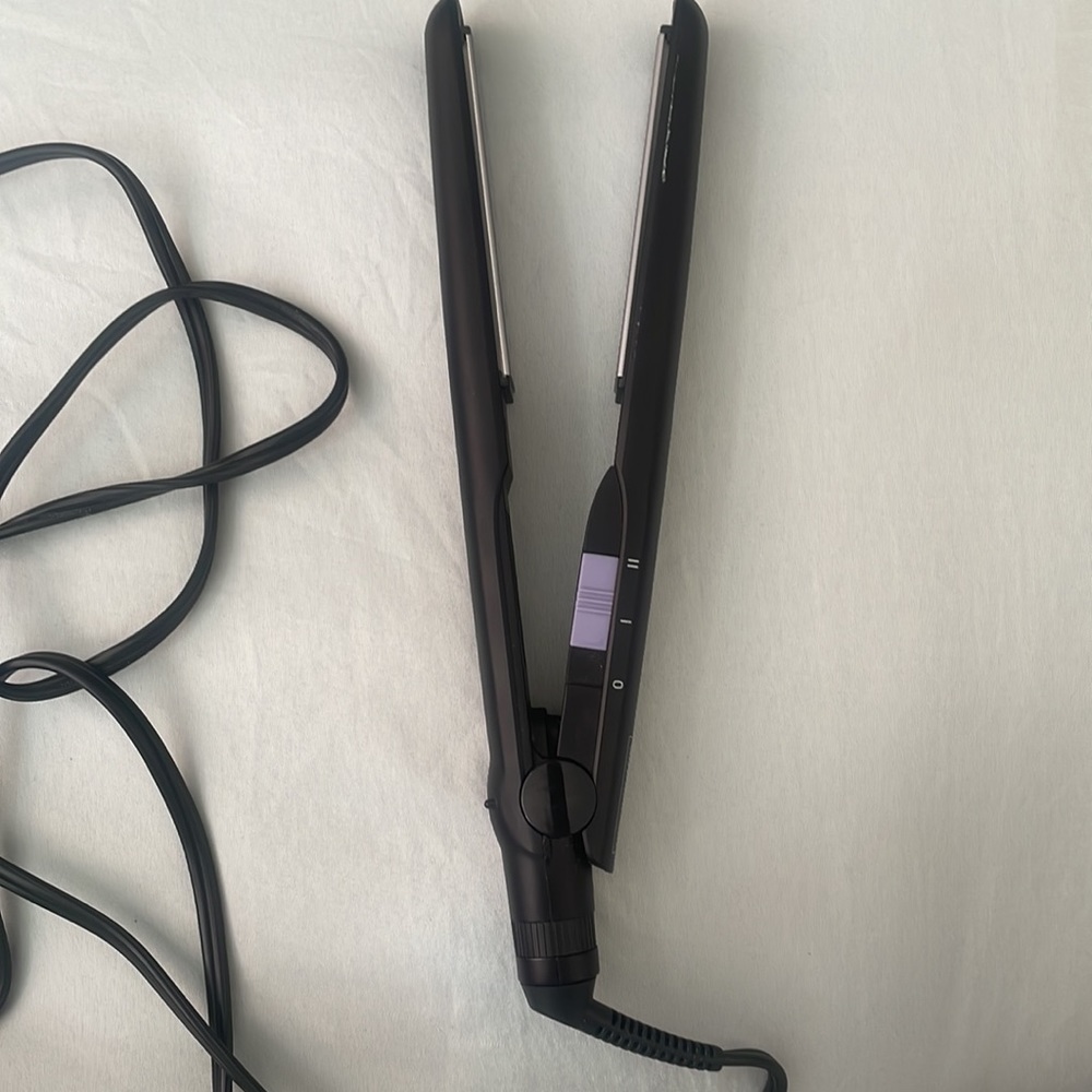 TRESemme Hair Straightener